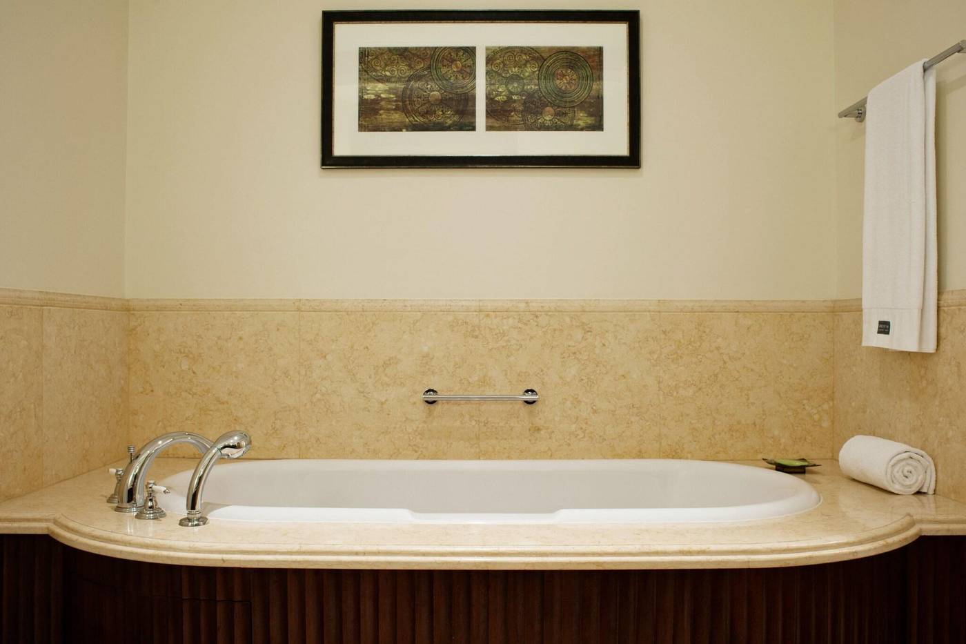 The-Westin-Dubai-Mina-Seyahi-Beach-Resort---Marina-Room-52