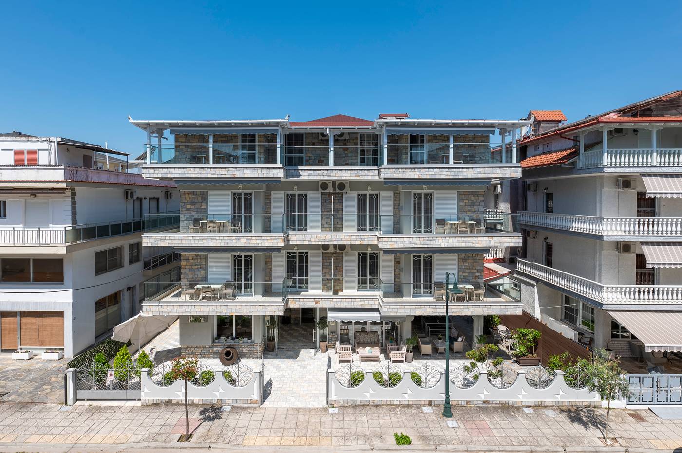 Ouzas-Hotel-General-view-2