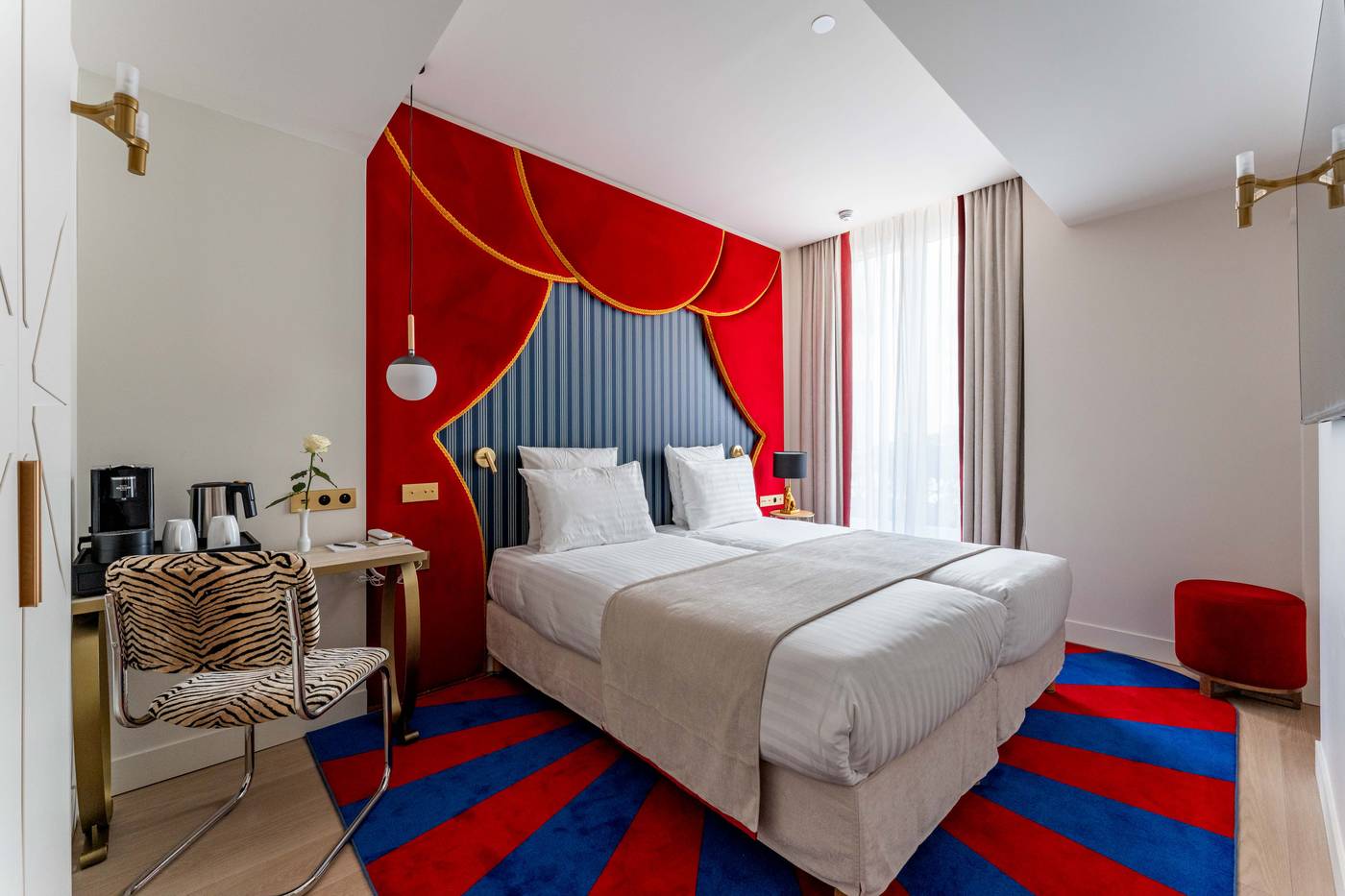 Astra-Opera-Astotel-Room-2