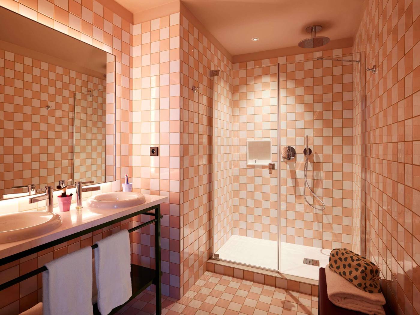 Mama-Shelter-Nice-Room-28