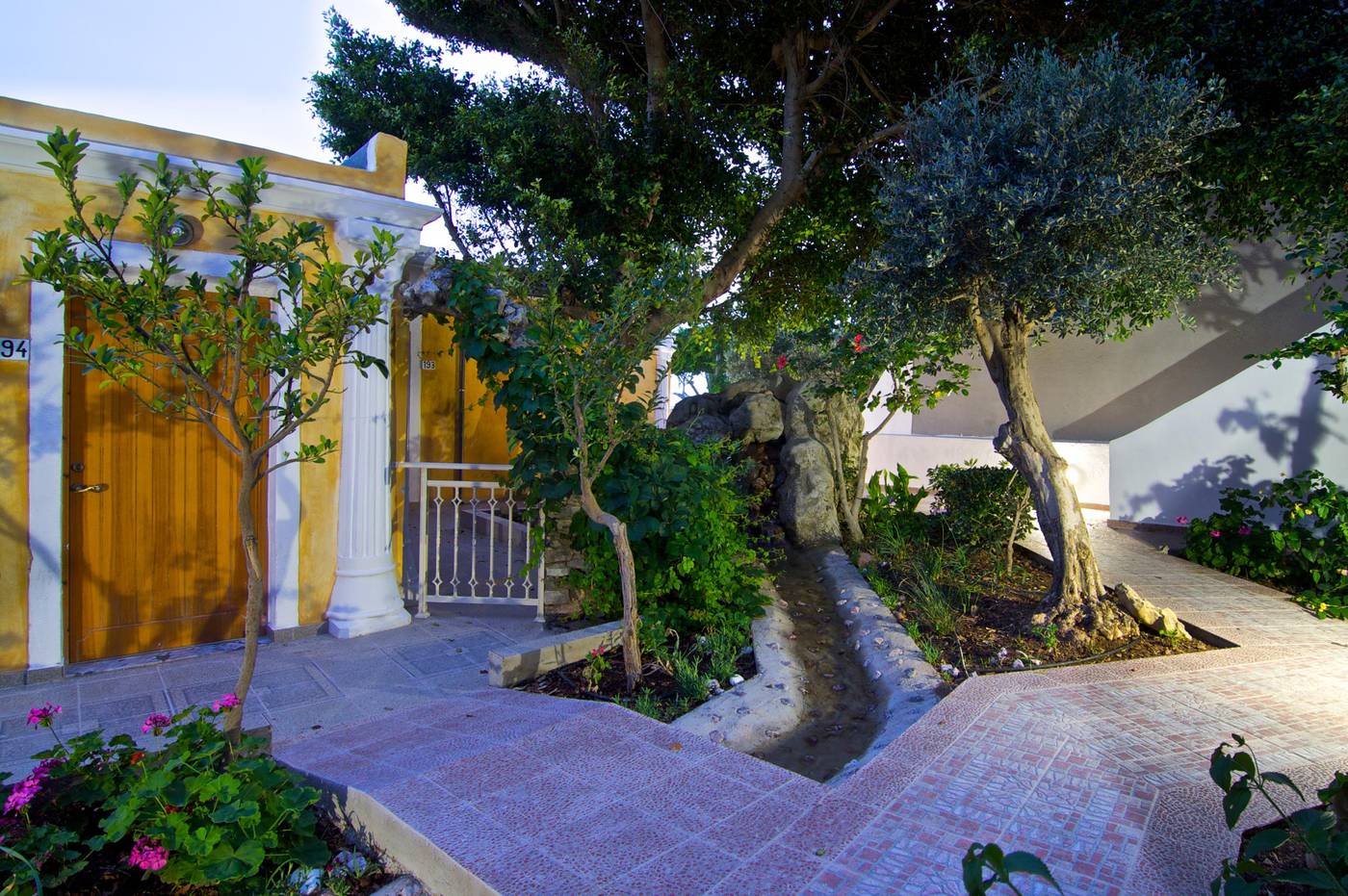 Kalypso-Cretan-Village-Room-17