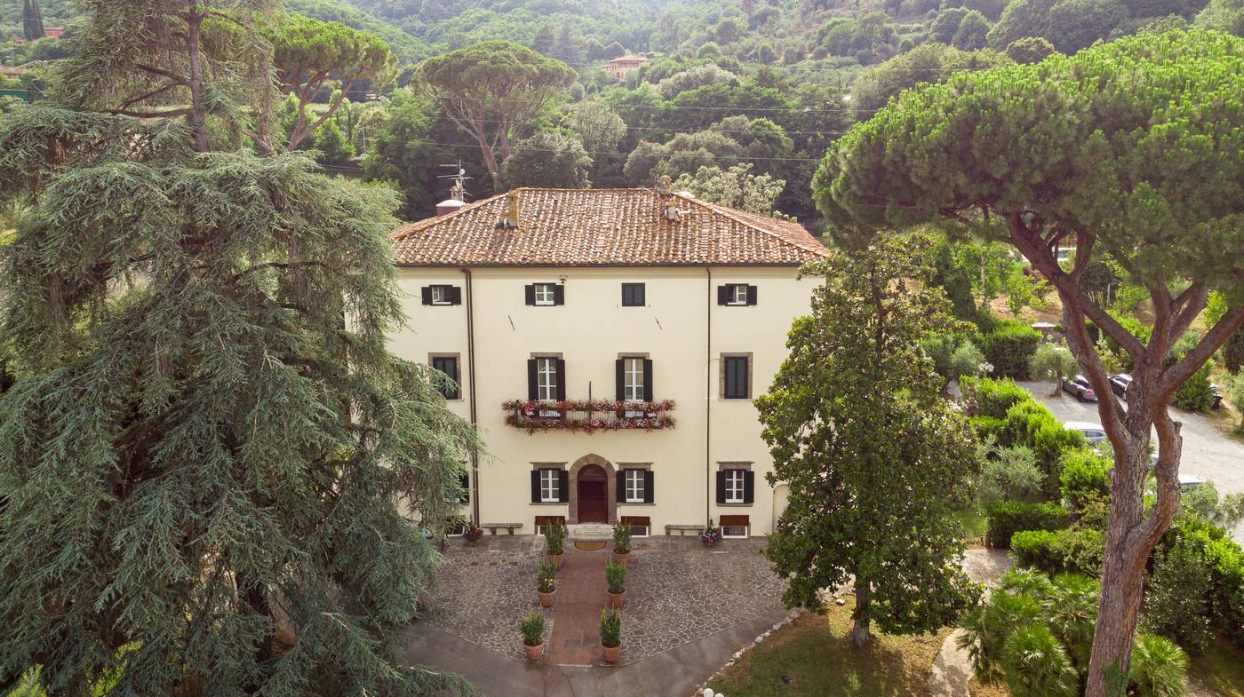 Hotel Villa San Michele-Italy-Lucca-General view-6