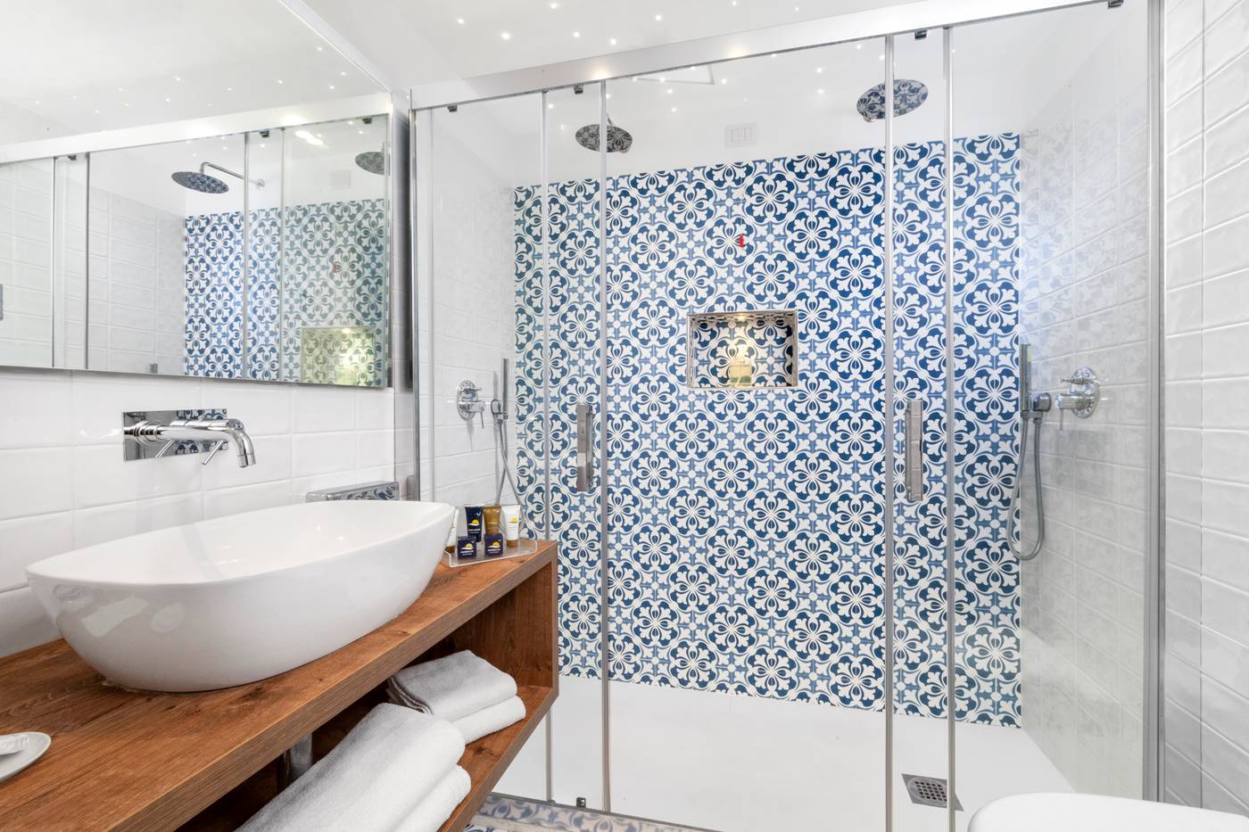 Atlantic-Palace-Room-37