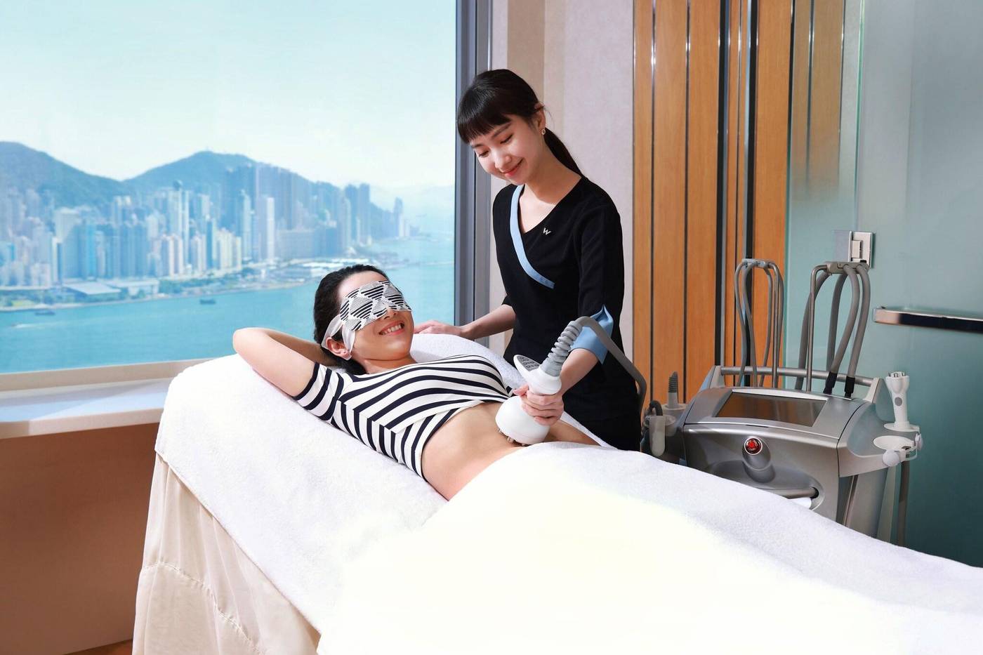 W-Hong-Kong-Sports-and-Entertainment-67