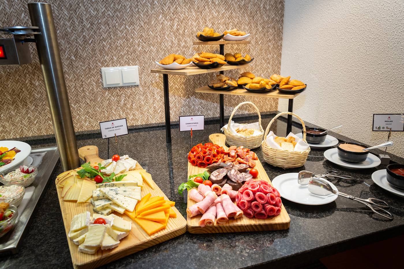 Solaqua-Apartments-Restaurant-35