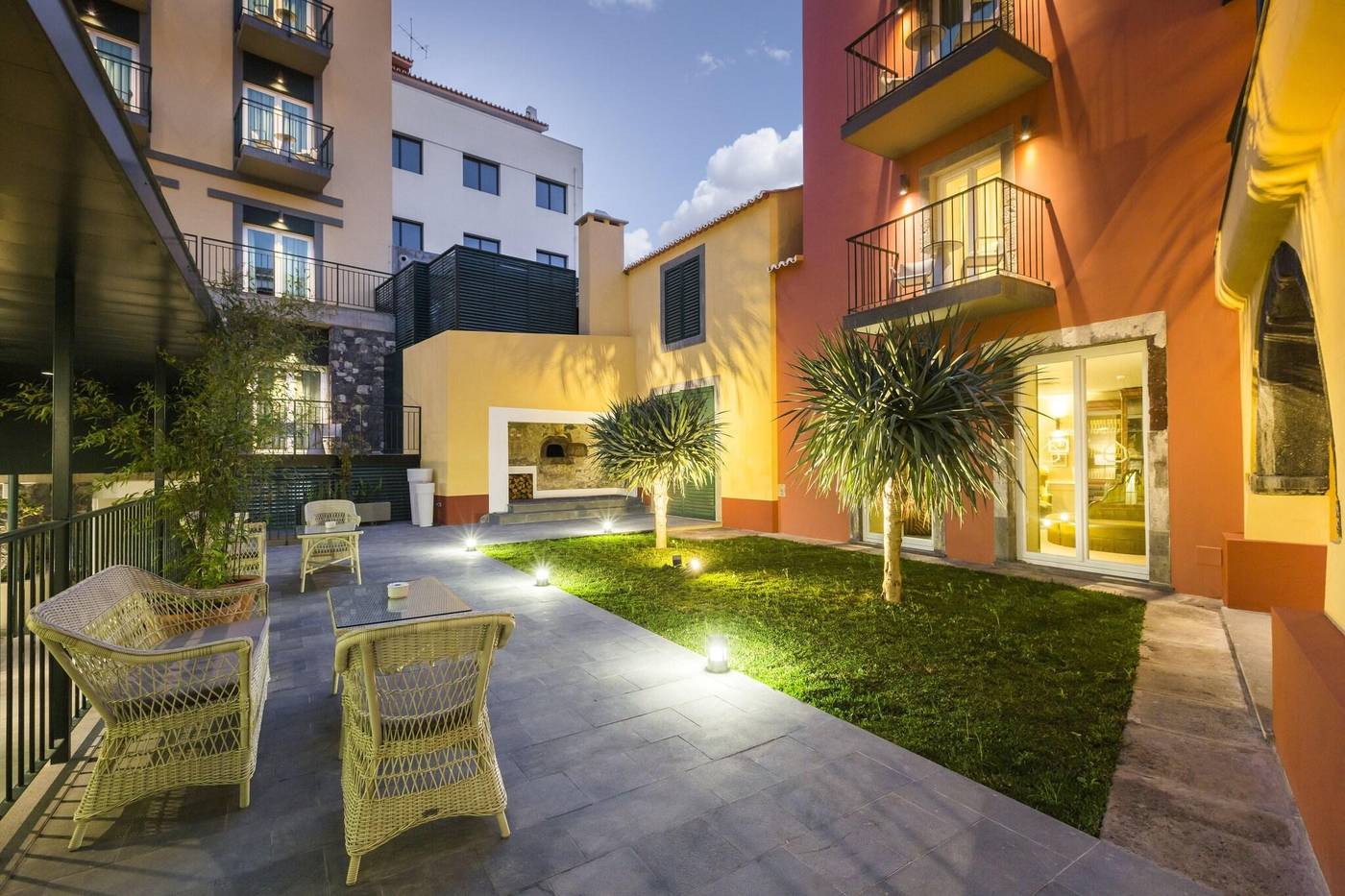 Castanheiro-Boutique-Hotel-Terrace-5