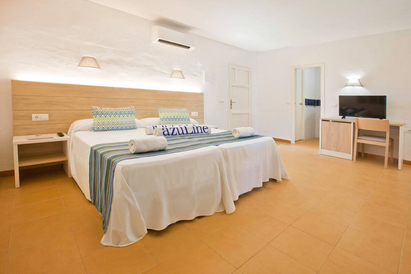 Azuline-Club-Cala-Martina-Ibiza-Room-36