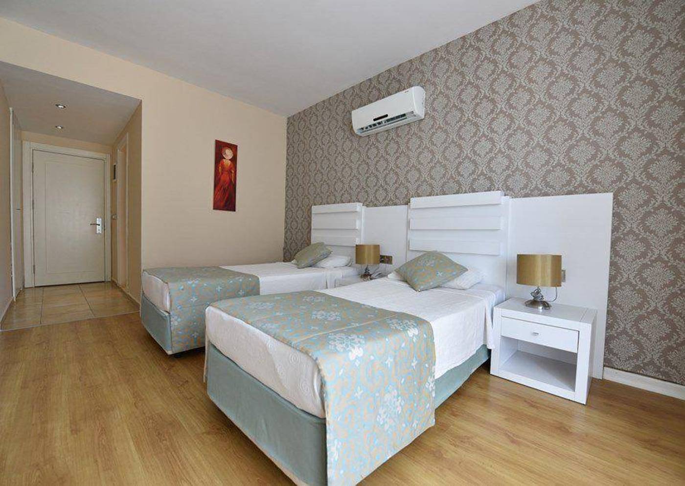 Sahra-Su-Holiday-Village---Spa-Room-40