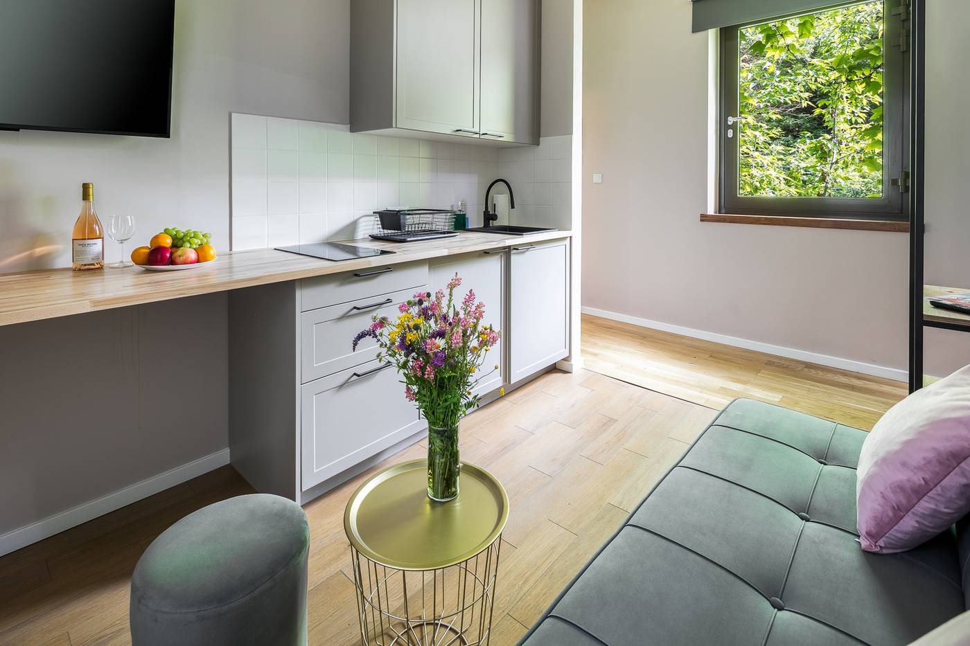 Garden-House-Apartments-Room-5