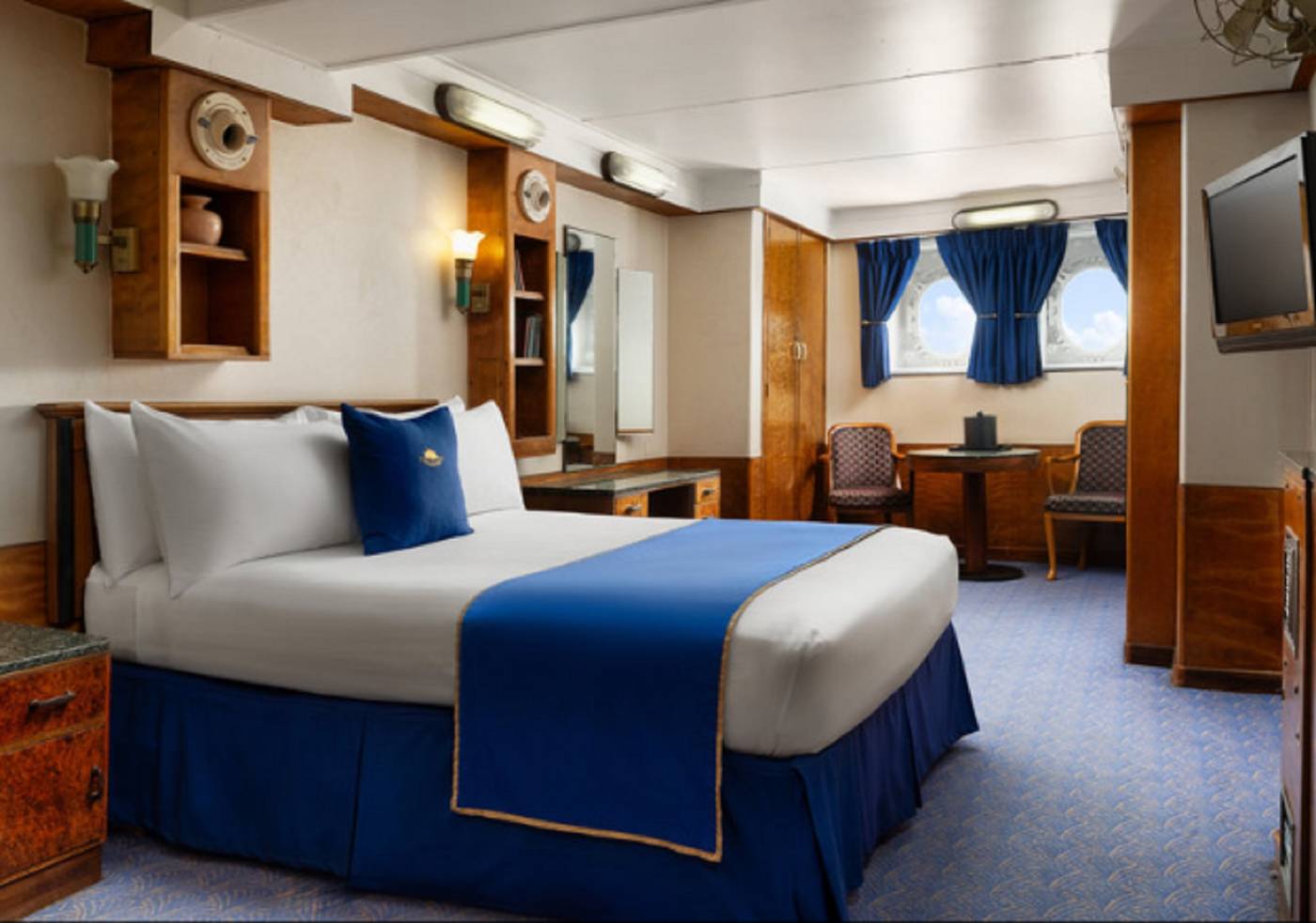 Queen-Mary-Hotel-Room-14