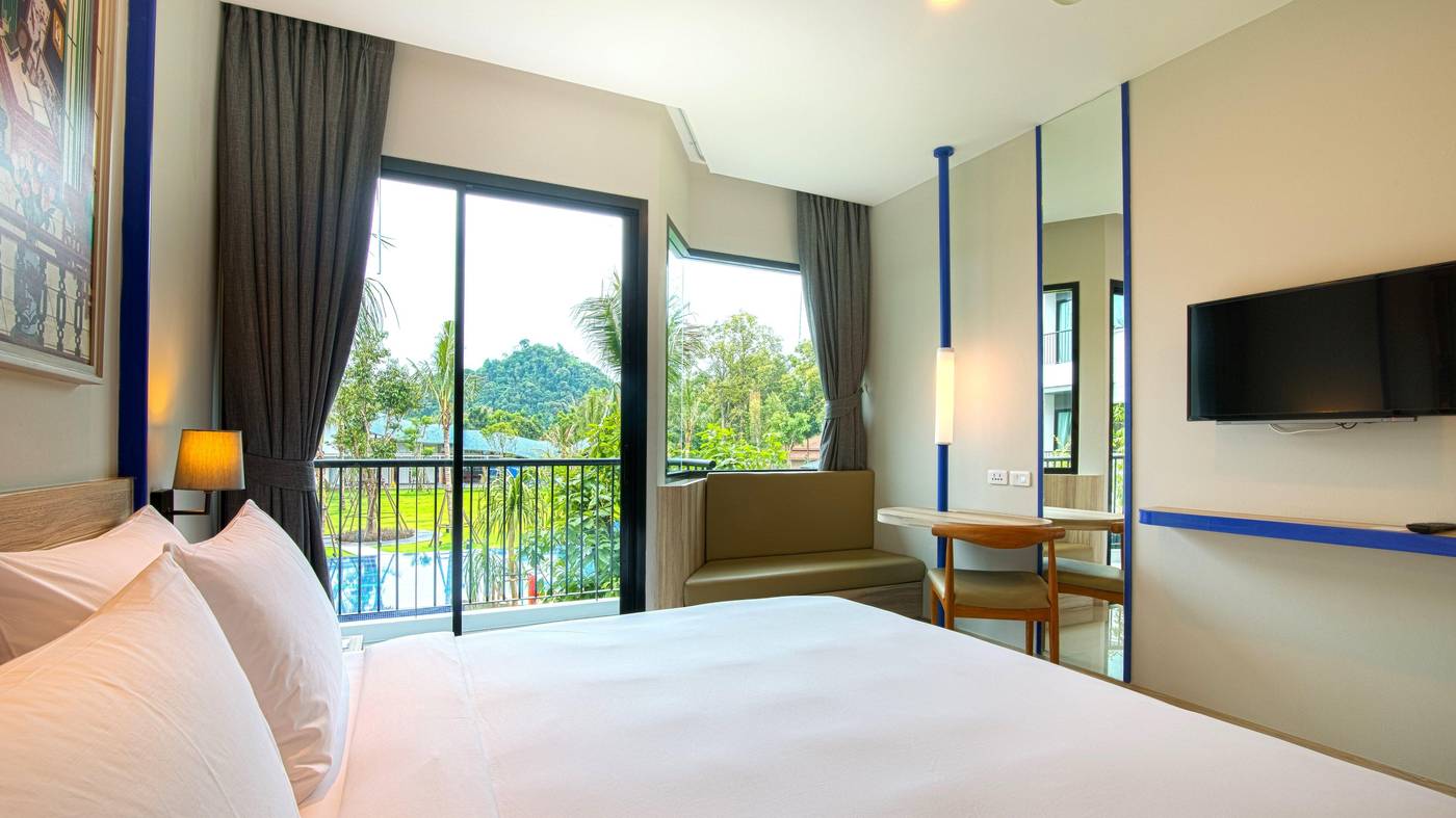 Holiday-Inn-Resort-Krabi-Ao-Nang-Beach-Room-38