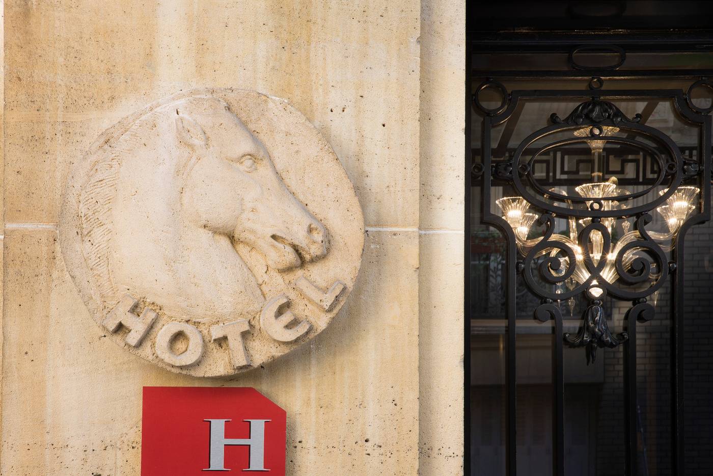 Ares-Eiffel-General-view-6