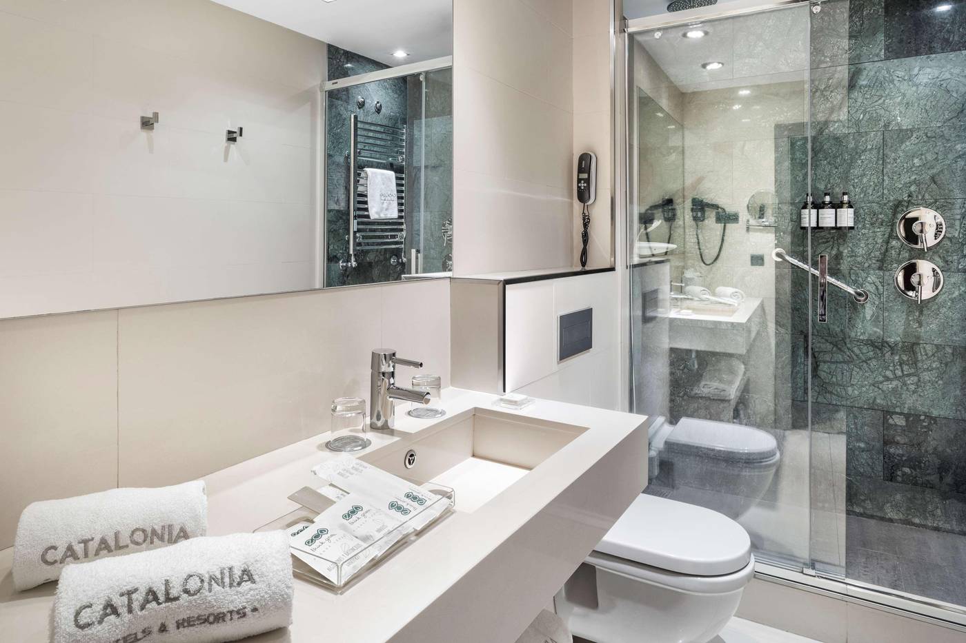 Catalonia-Plaza-Mayor-Room-48