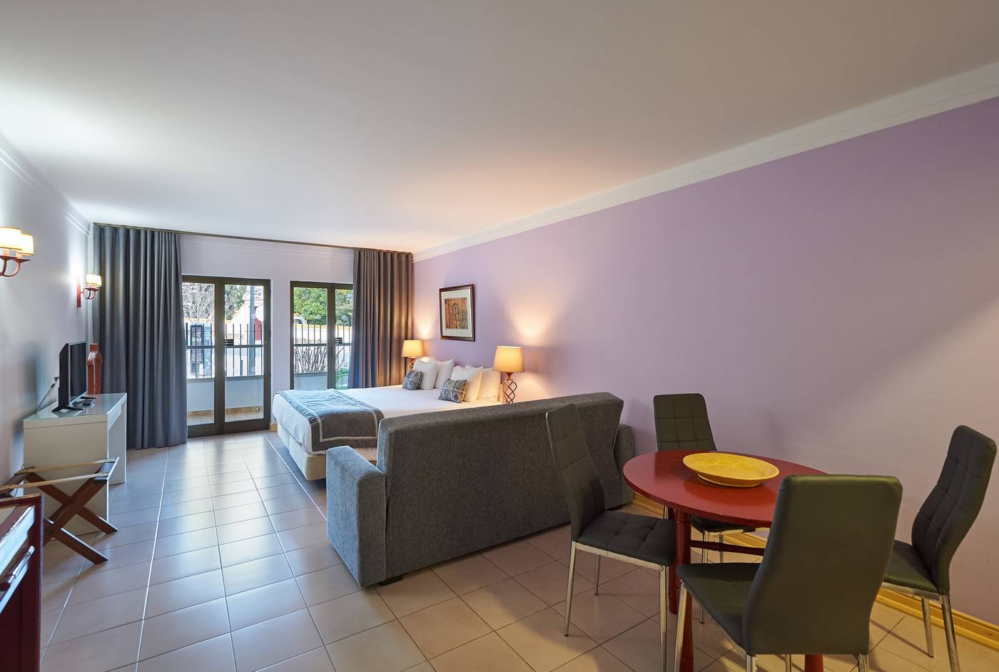 Clube-Do-Lago-Room-20