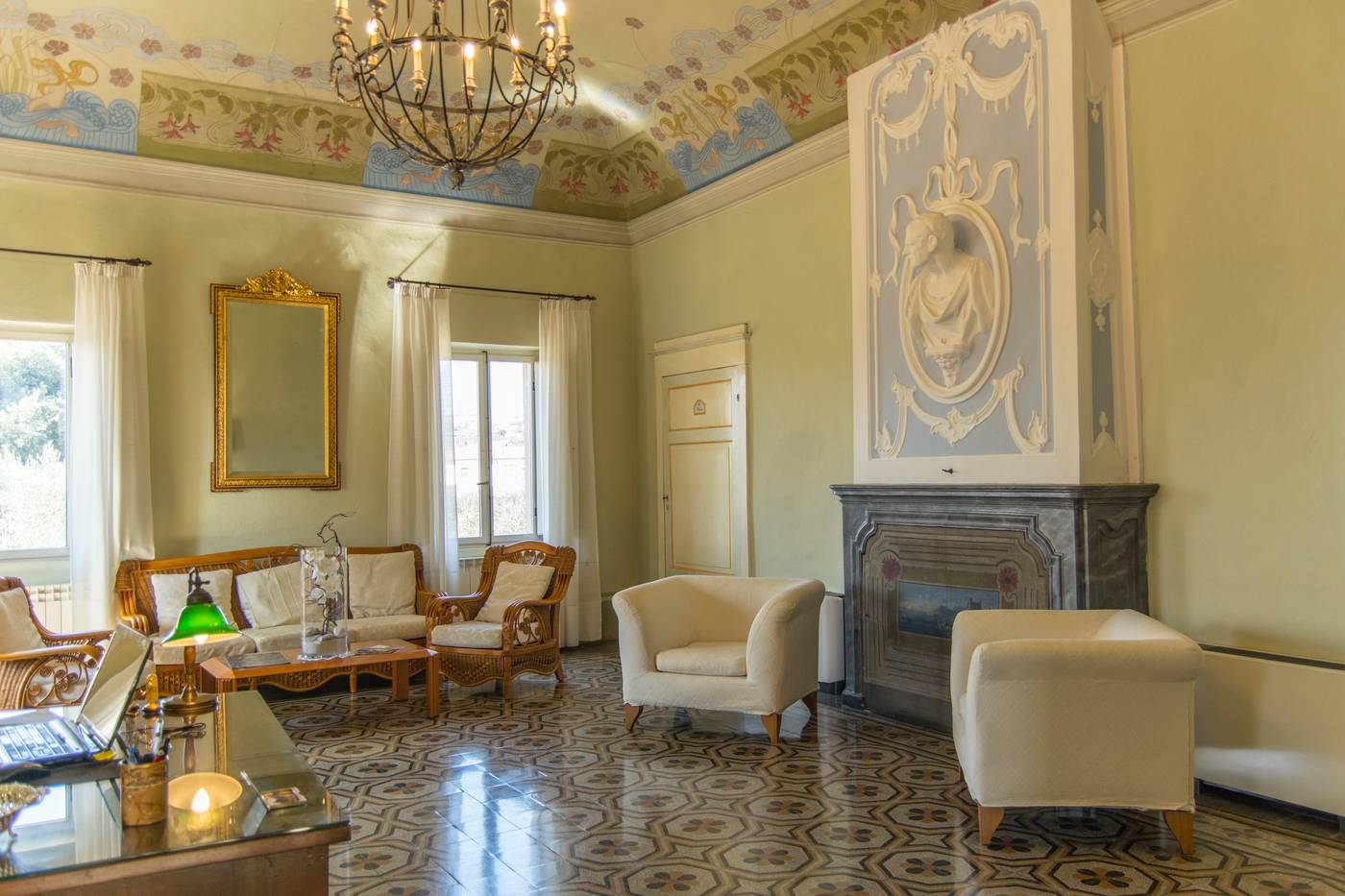 Palazzo-di-Valli-Lobby-3