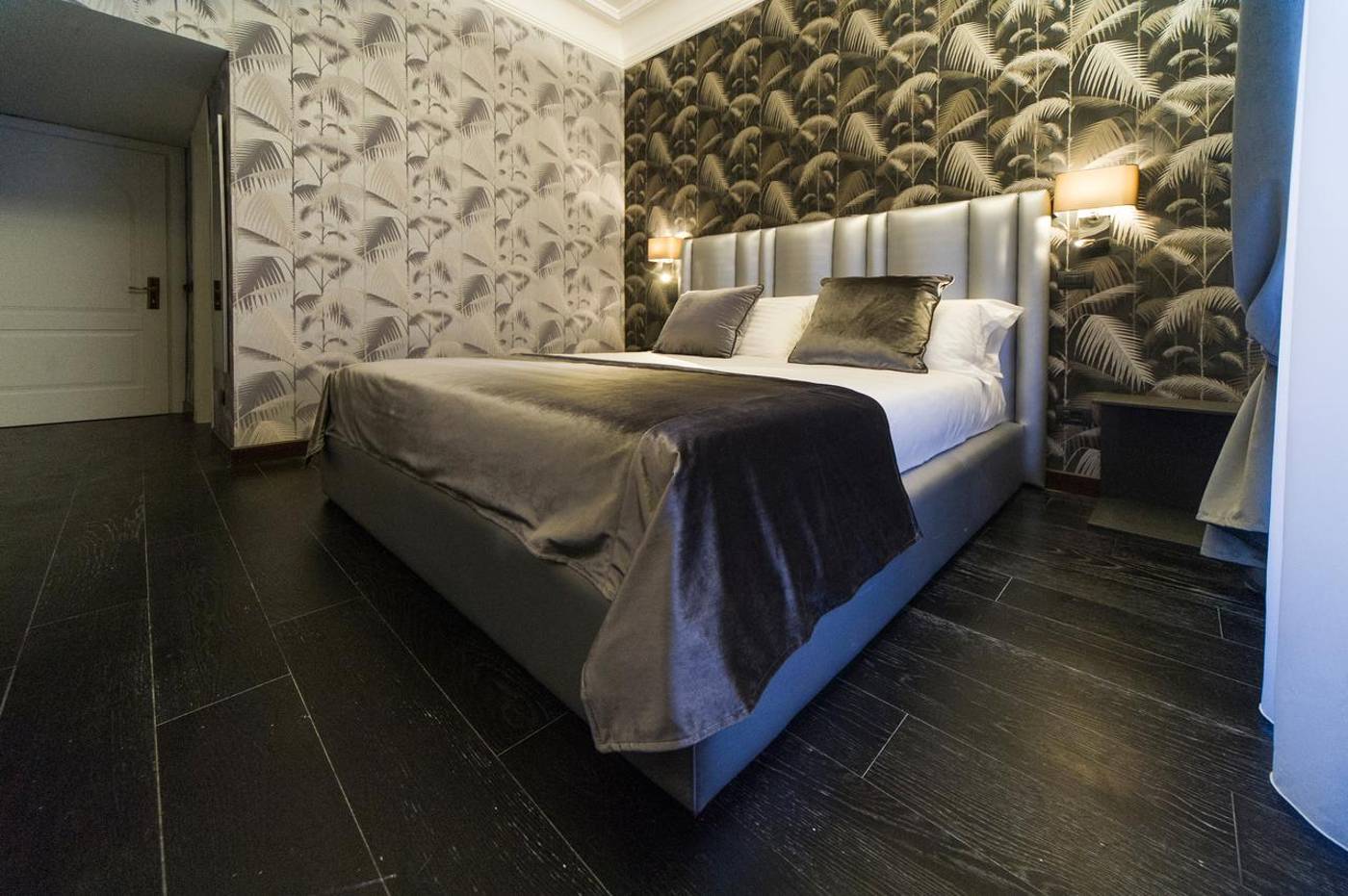 Via-Veneto-Suites-Room-36