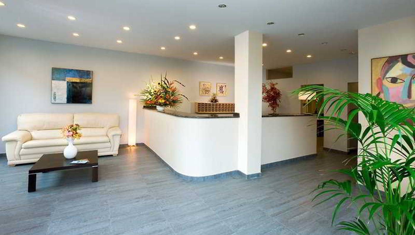 Dunas de Liencres Apartamentos-Spain-Boo De Pielagos Sant-Lobby-3