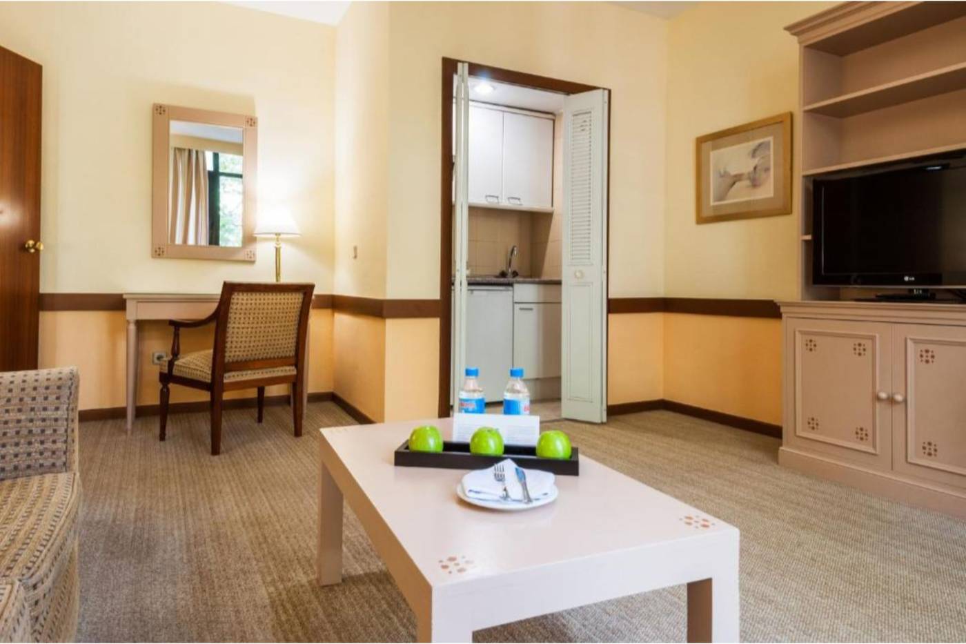 Espahotel-Plaza-Basilica-Room-21