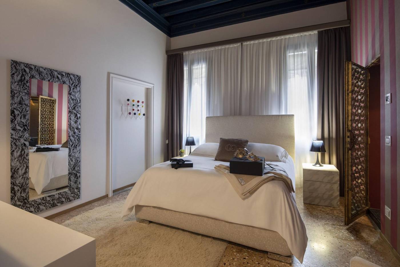 Corte-Di-Gabriela-Room-25