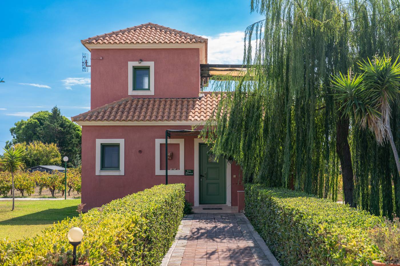 Monambeles-Villas-Room-15