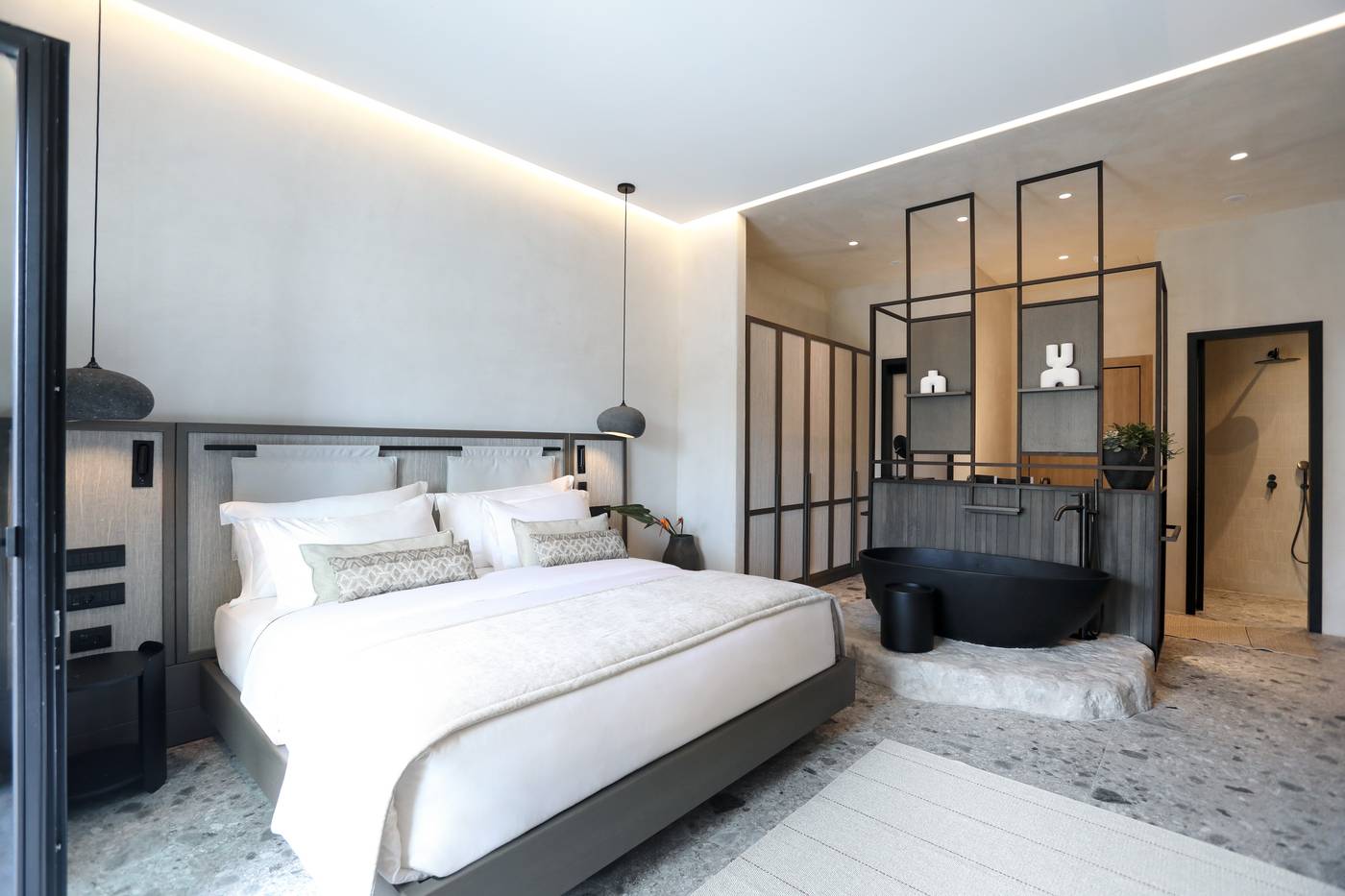 Aeonic-Suites---Spa-Room-40