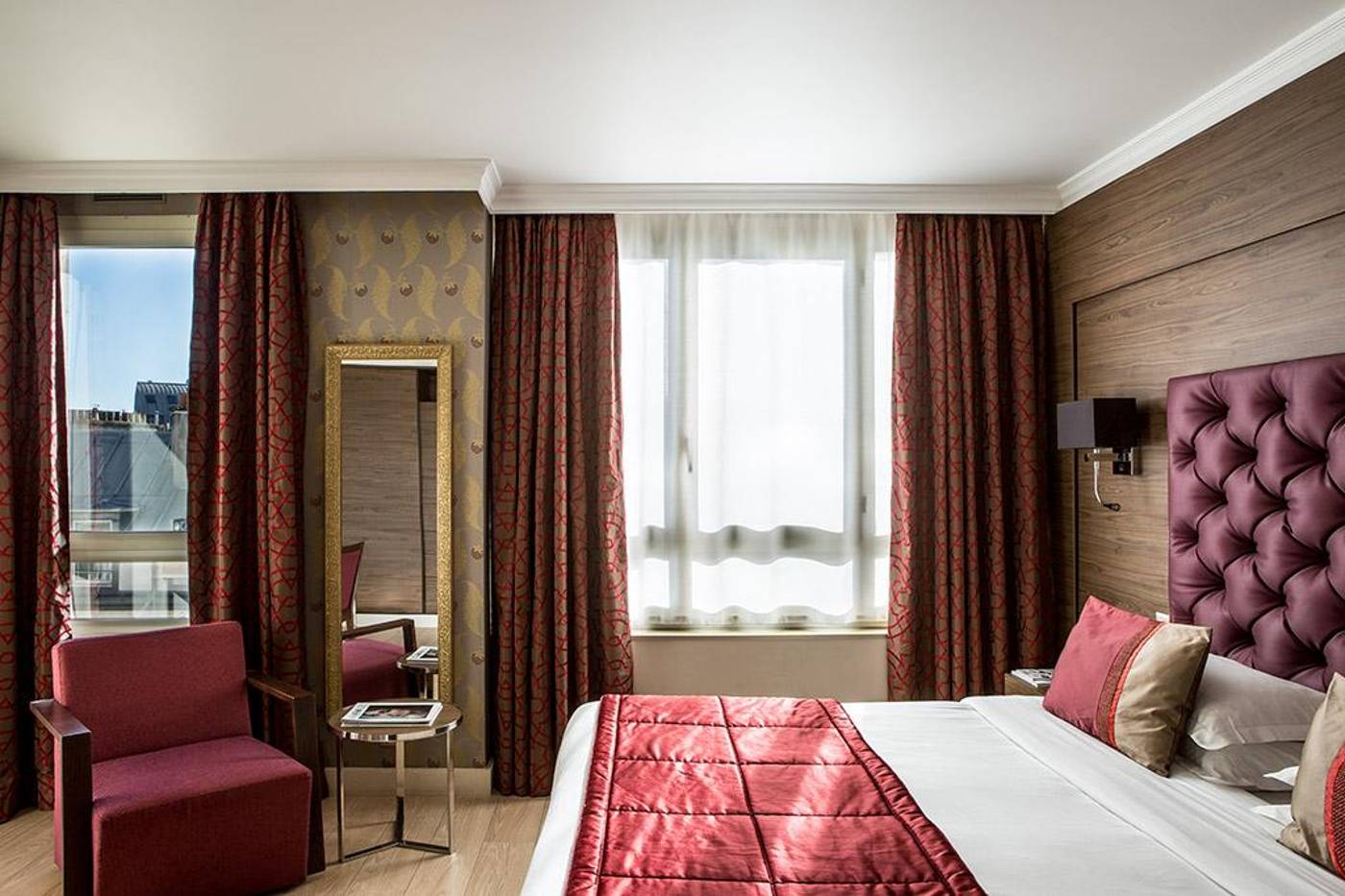 Royal-Garden-Champs-Elysees-Room-38