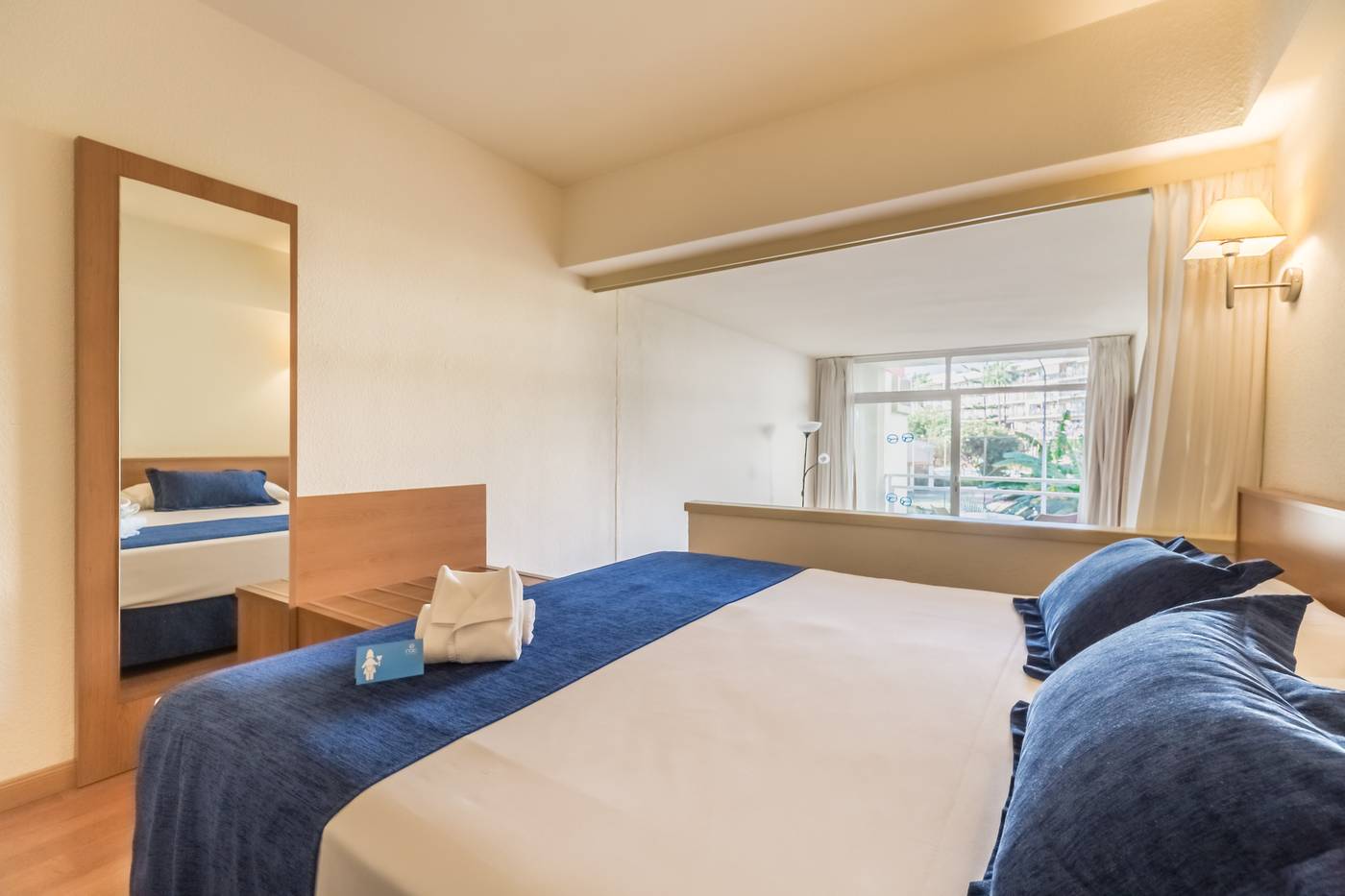 AluaSun-Lago-Rojo-Room-26