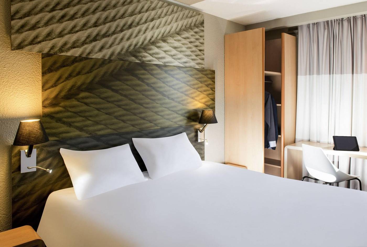 ibis-Brussels-City-Centre-Room-39