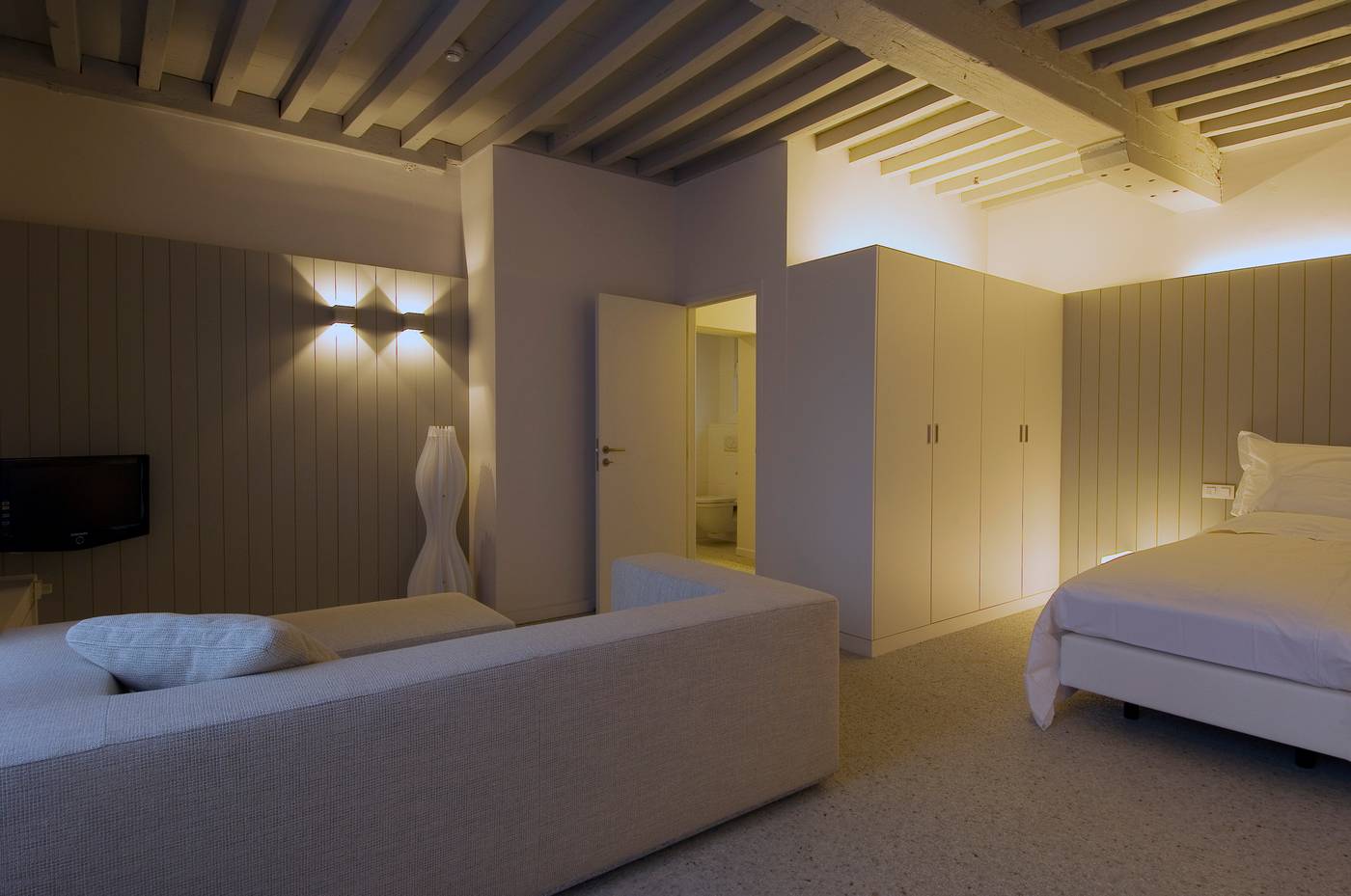 Matelote-Belgium-ANTWERP-Room-4