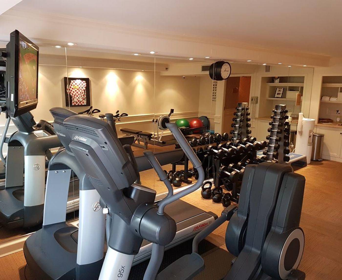 Wedgewood-Hotel---Spa-General-view-46