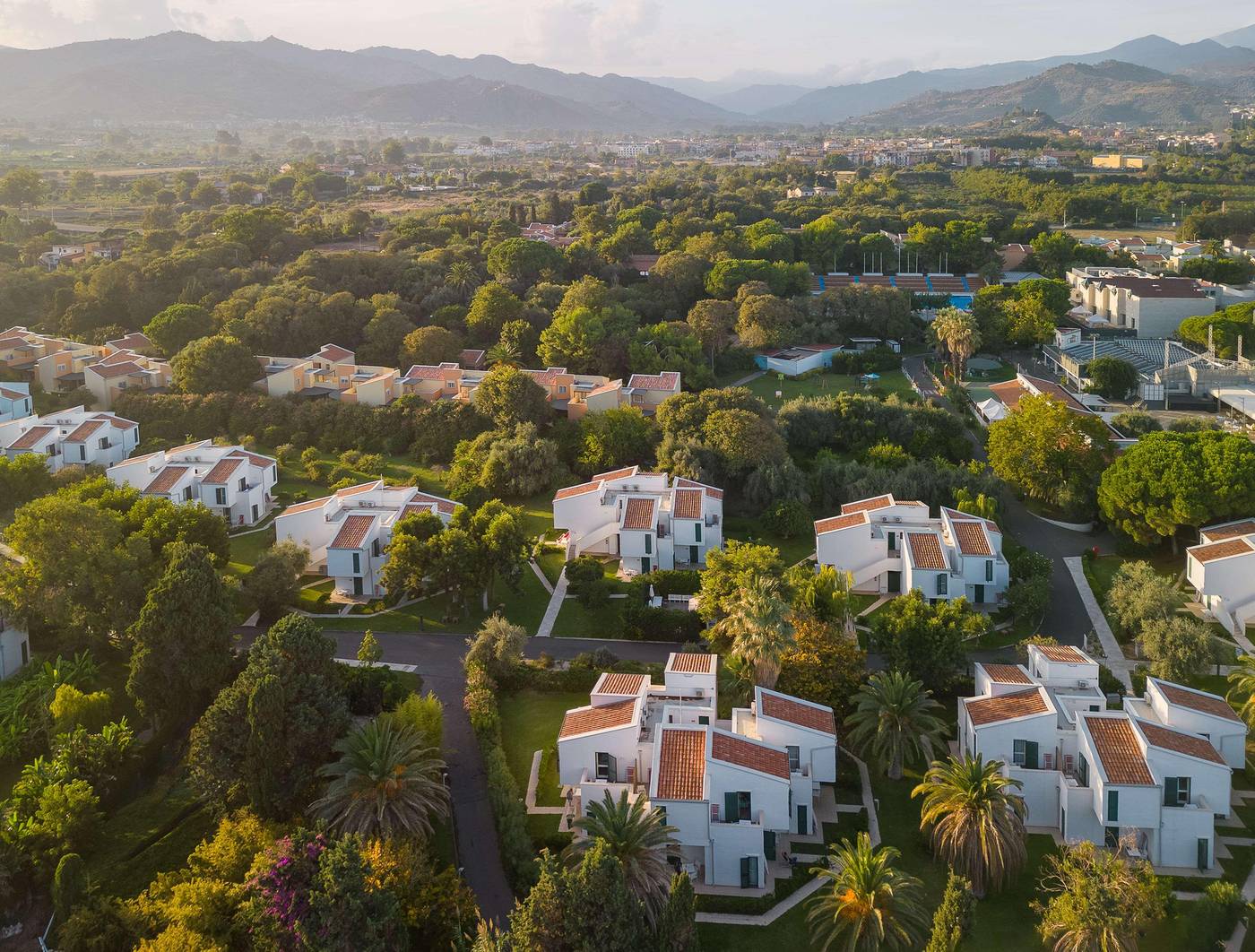 Unahotel-Naxos-Beach-General-view-16