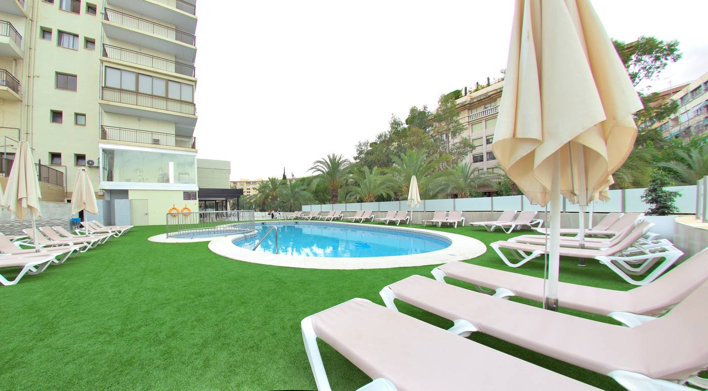 Prince-Park-Hotel-Pool-2