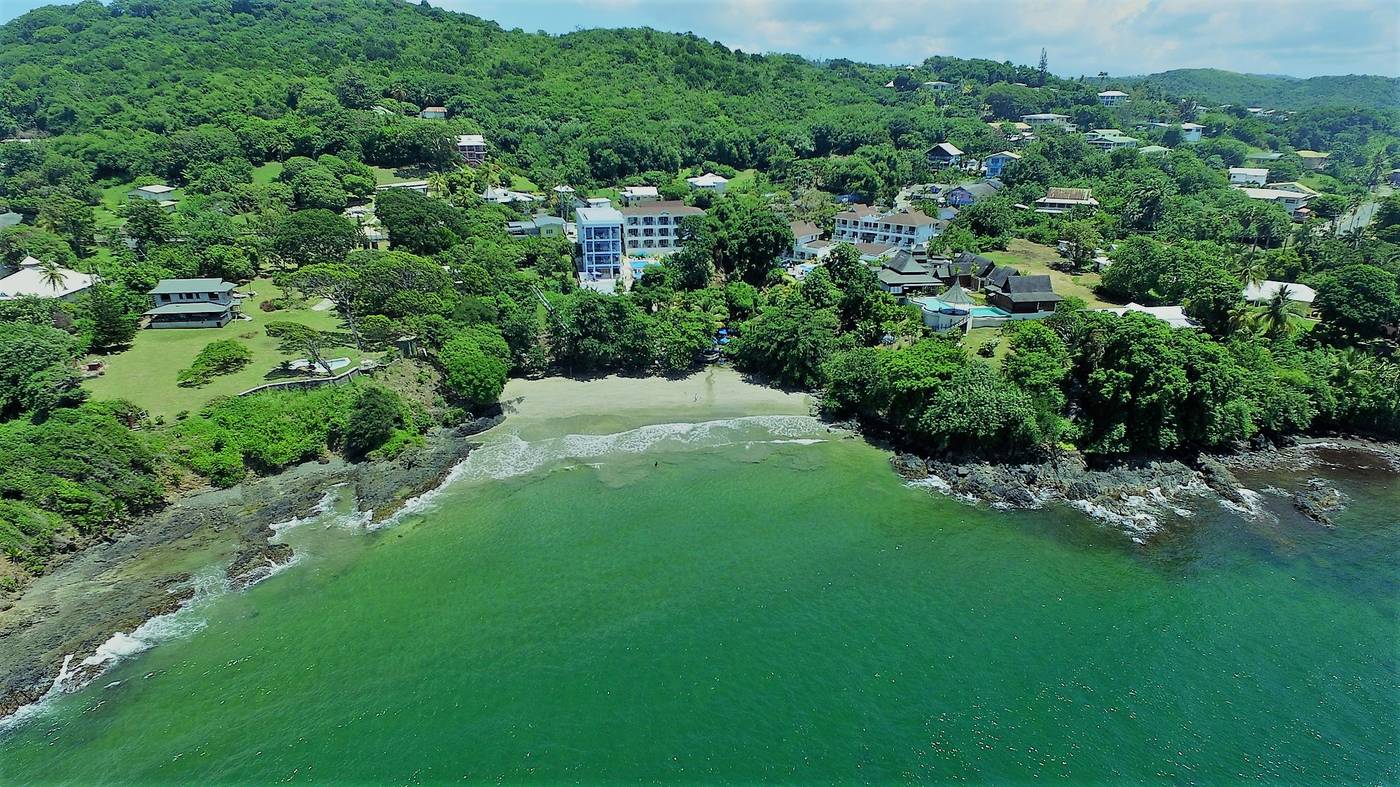 Half-Moon-Blue-Beach-17