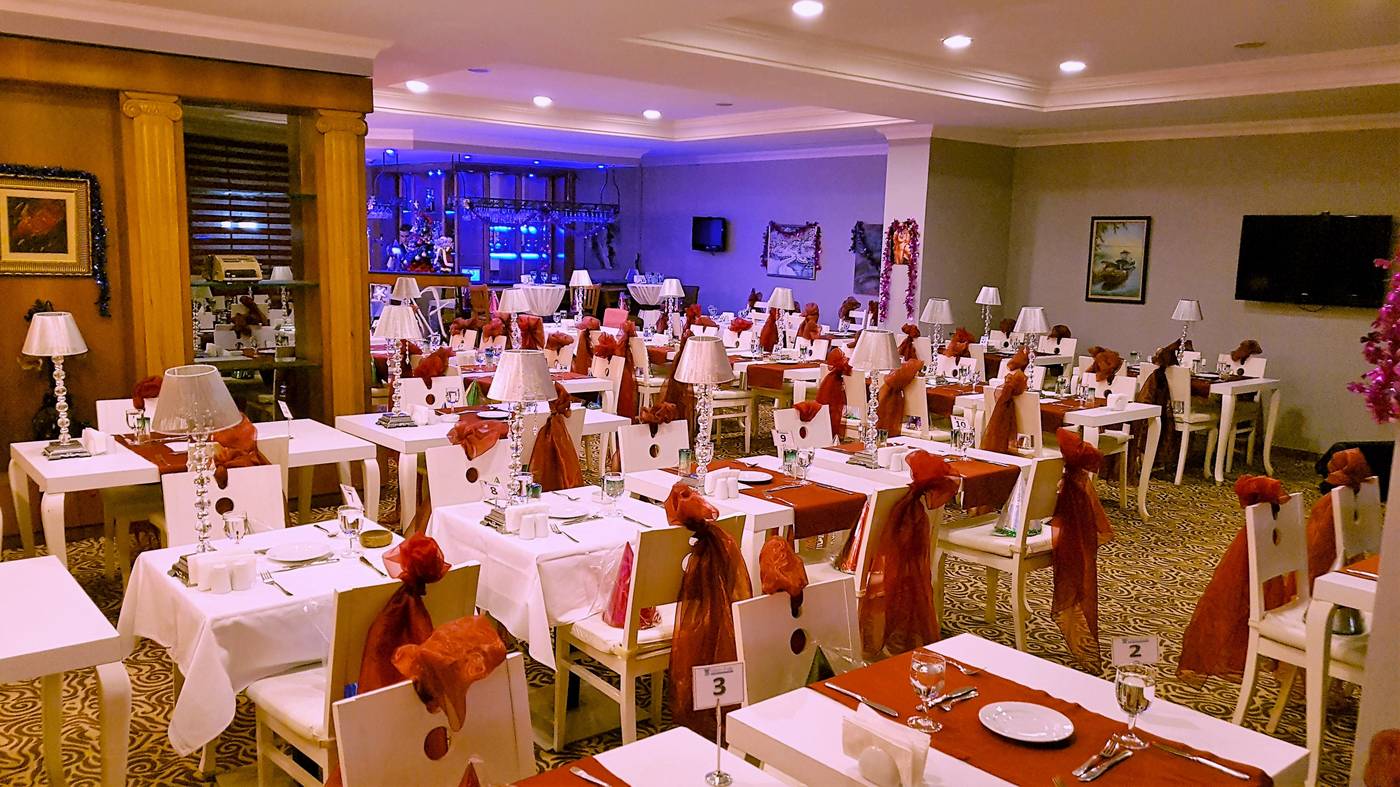 The-Green-Park-Hotel-Merter-Bar-34