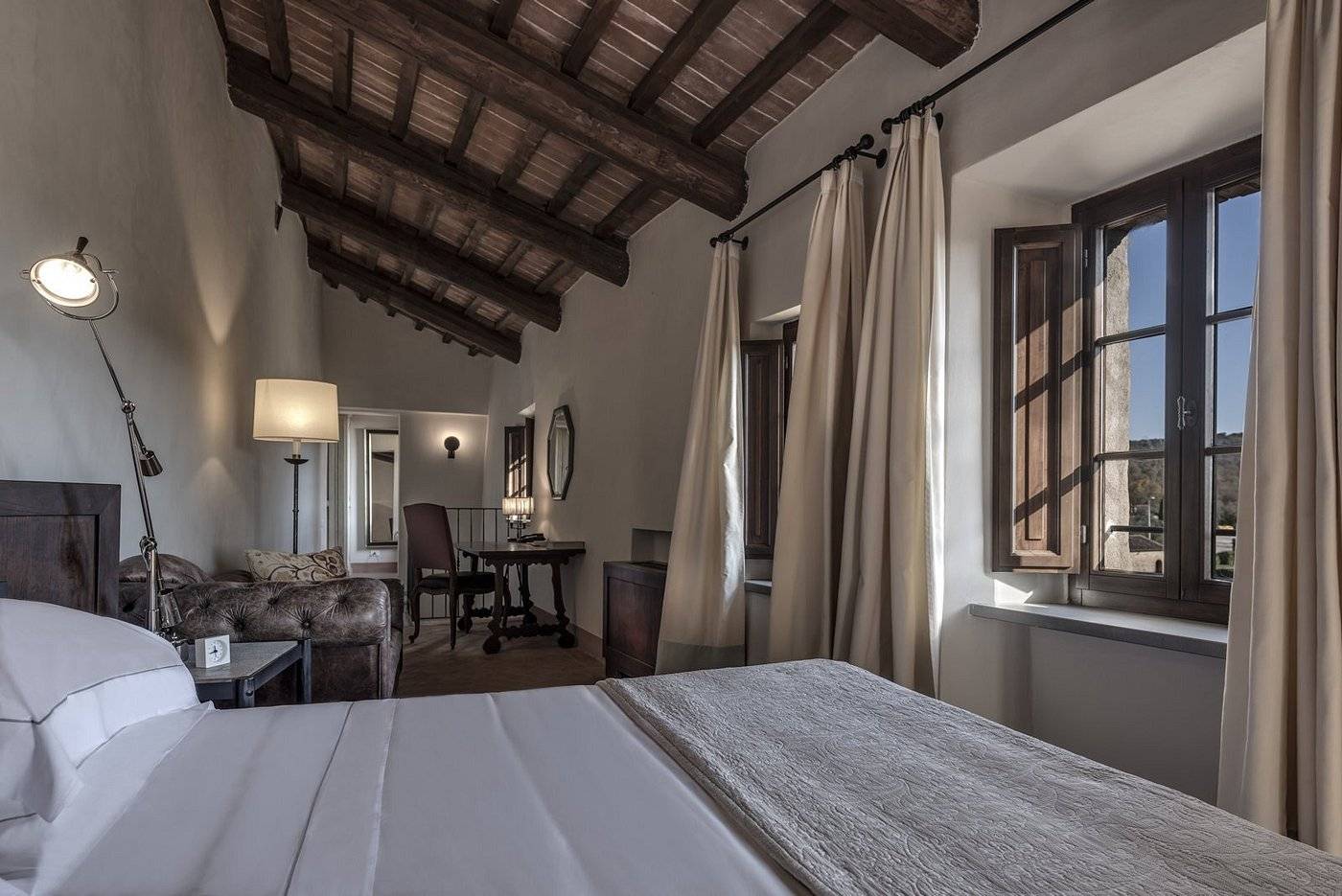 Castel-Monastero---The-Leading-Hotels-of-the-World-Room-12