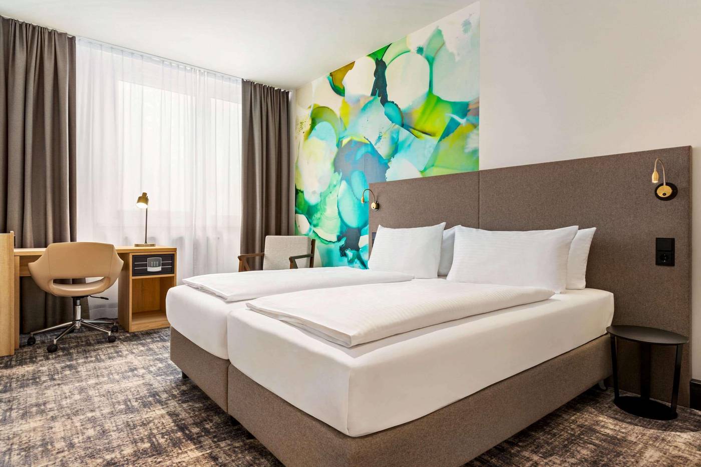 Wyndham-Garden-Munich-Messe-Hotel-Room-21