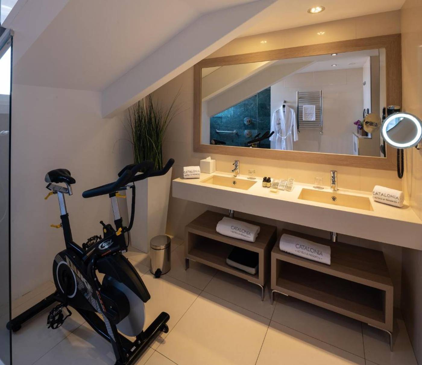 Catalonia-Plaza-Mayor-Room-67