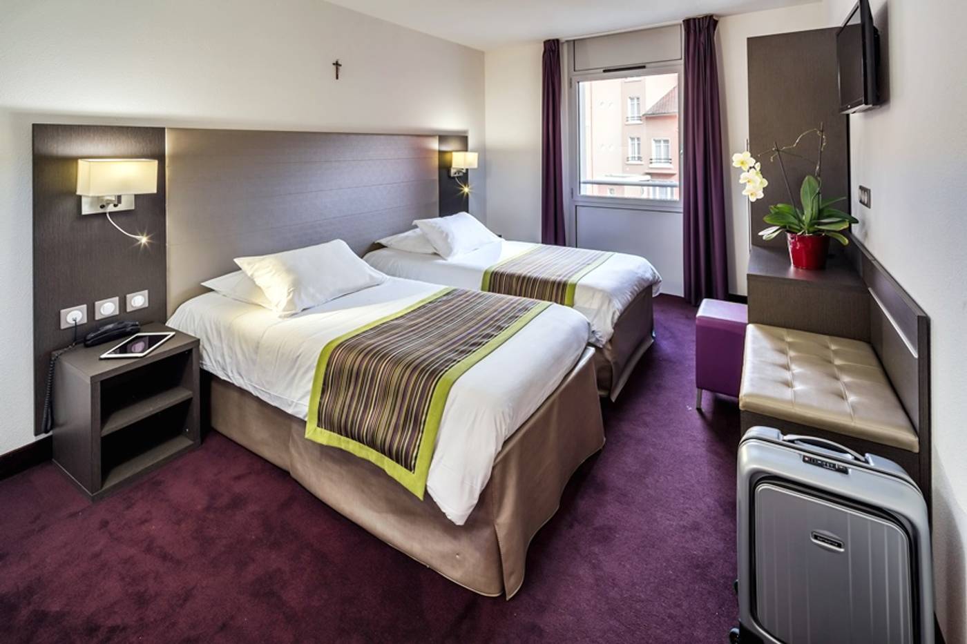 Astrid-France-LOURDES-General view-2