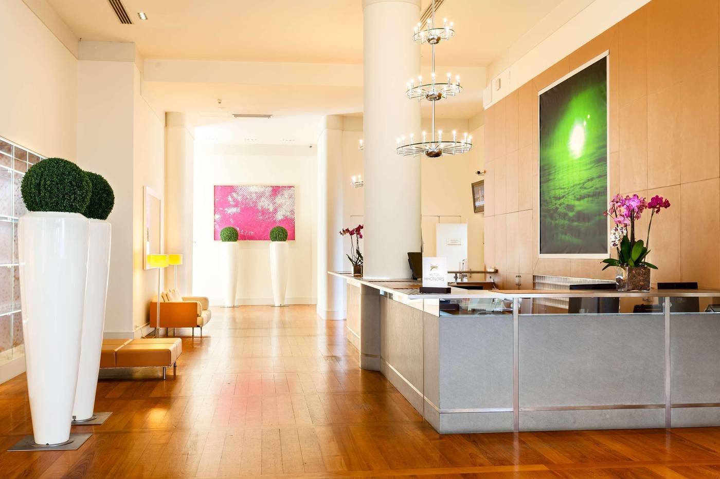 Hilton-Garden-Inn-Florence-Novoli-Lobby-11