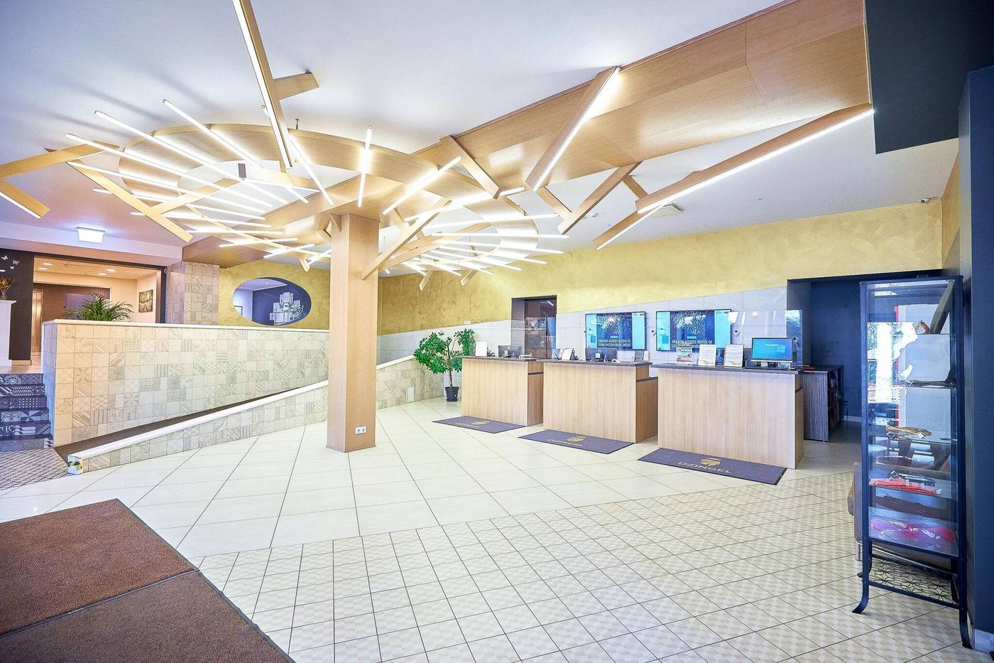 Dzingel-Lobby-16