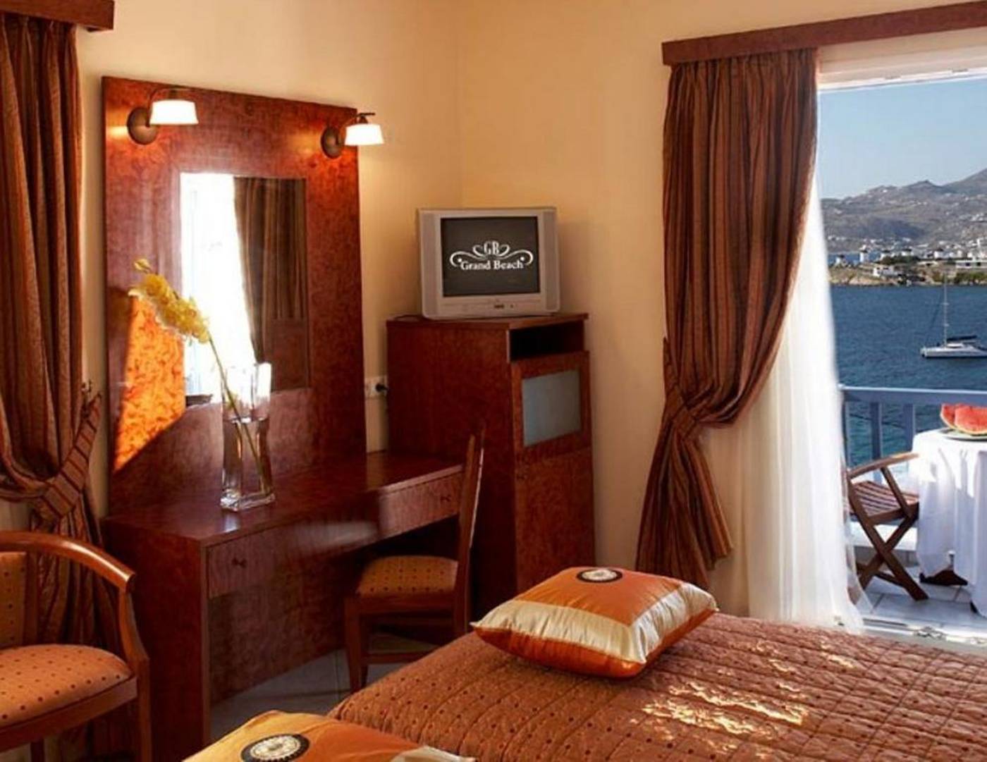 Grand-Beach-General-view-20