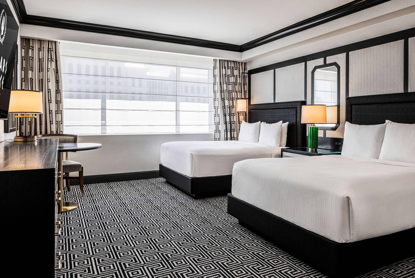 Caesars-Palace-Room-33