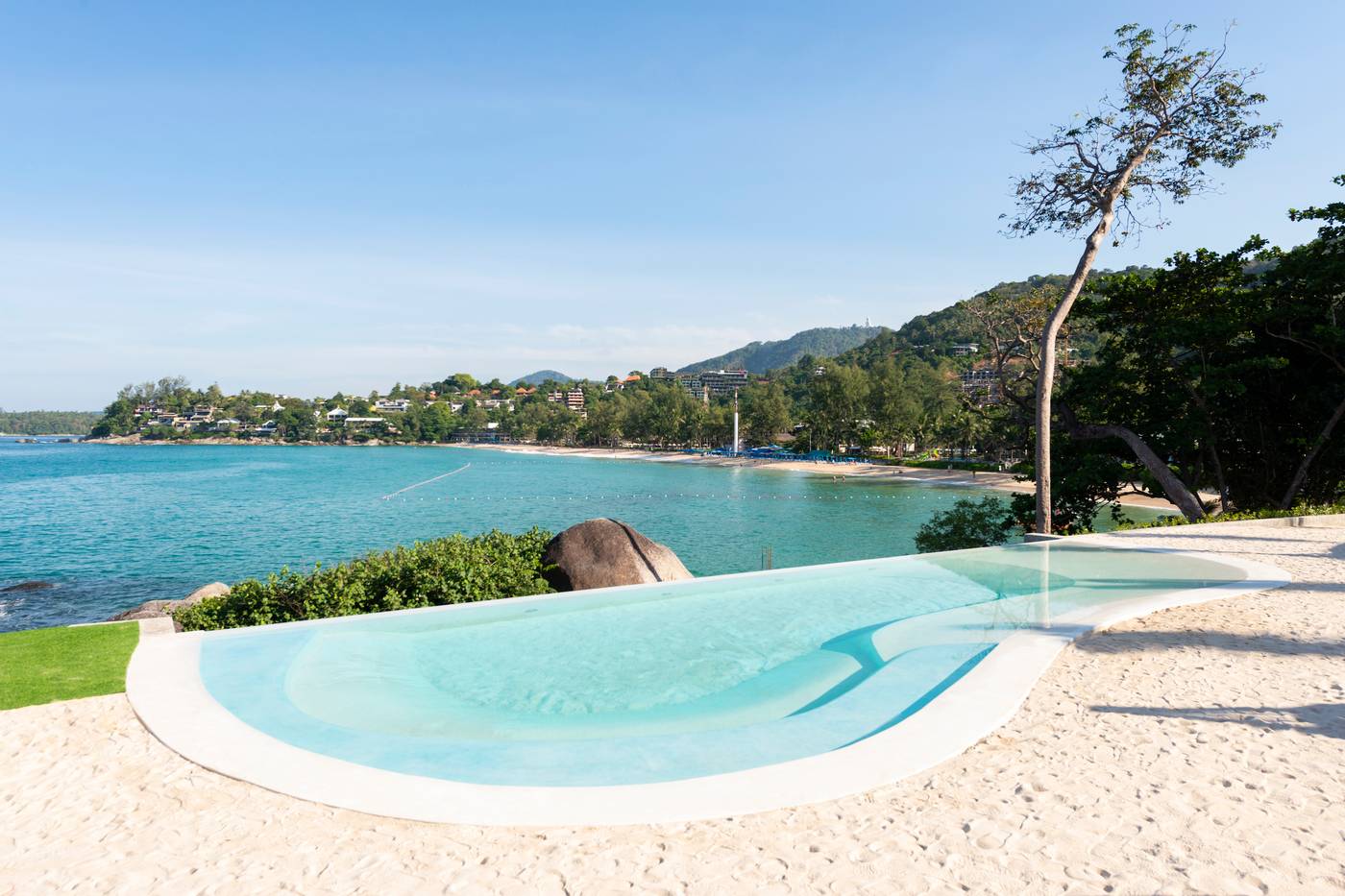 The-Shore-at-Katathani-Pool-7