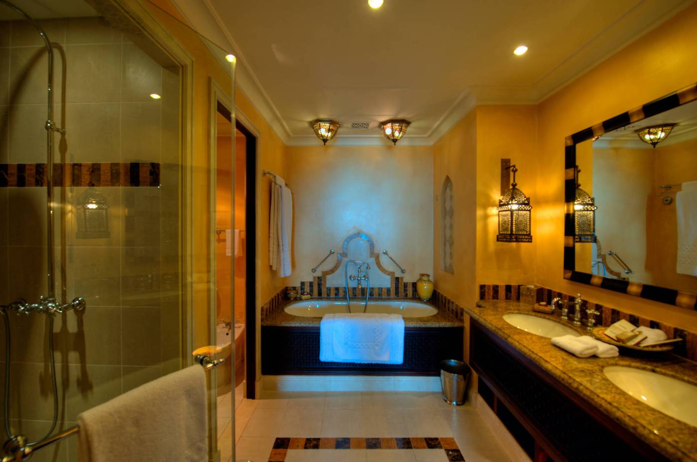 Jumeirah-Al-Qasr--Room-39