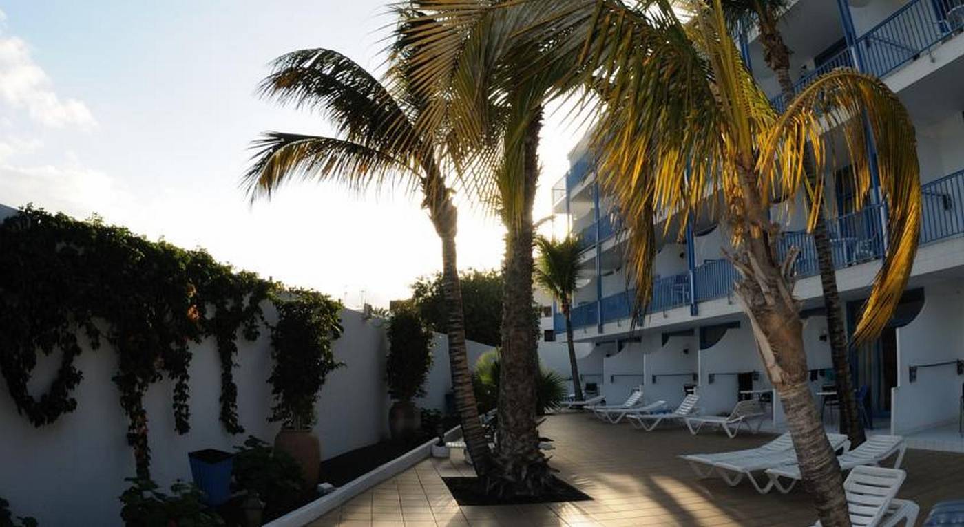 Costa-Volcan-and-Spa-Terrace-17