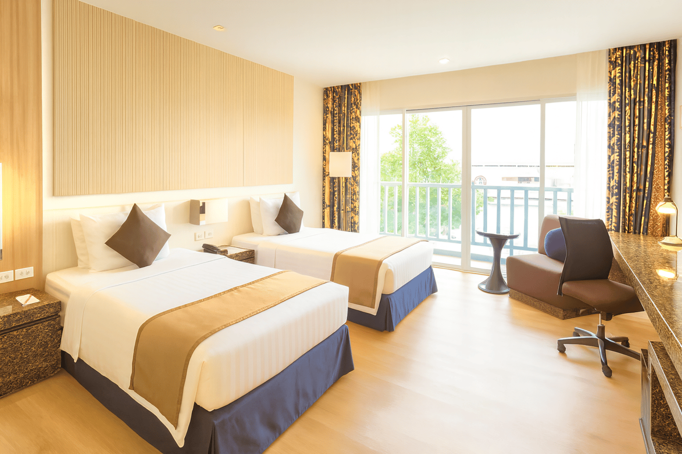 Amaranth-Suvarnabhumi-Hotel-Room-18