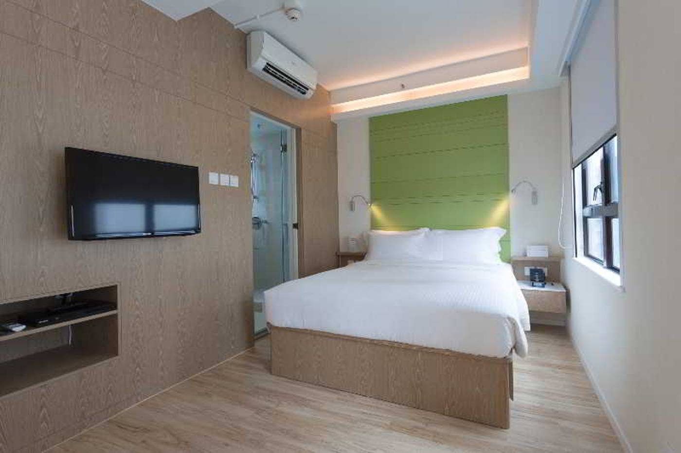 Eaton-Residences-Room-7