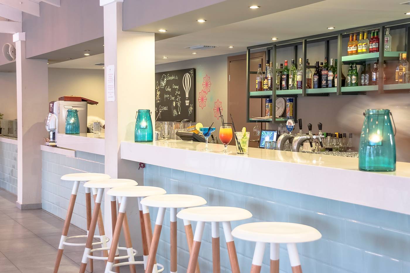 Aelius-Hotel---Spa---Sensus-Experience-Bar-50