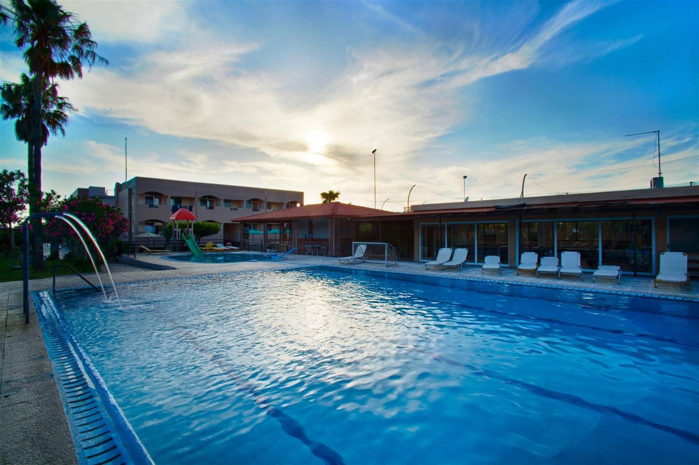 Ilios-Hotel-Pool-2