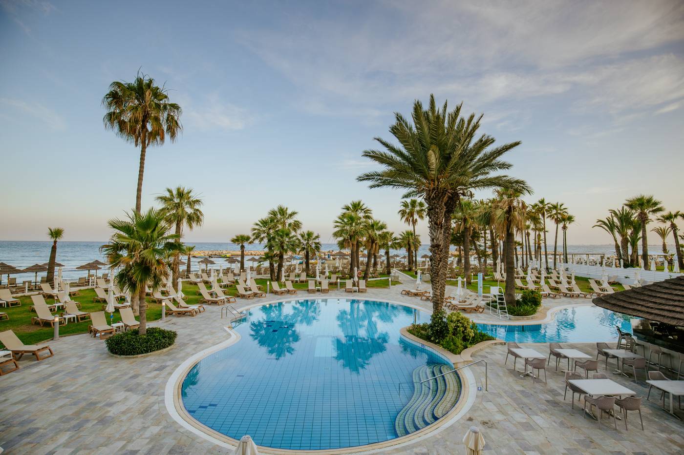 Golden Bay 